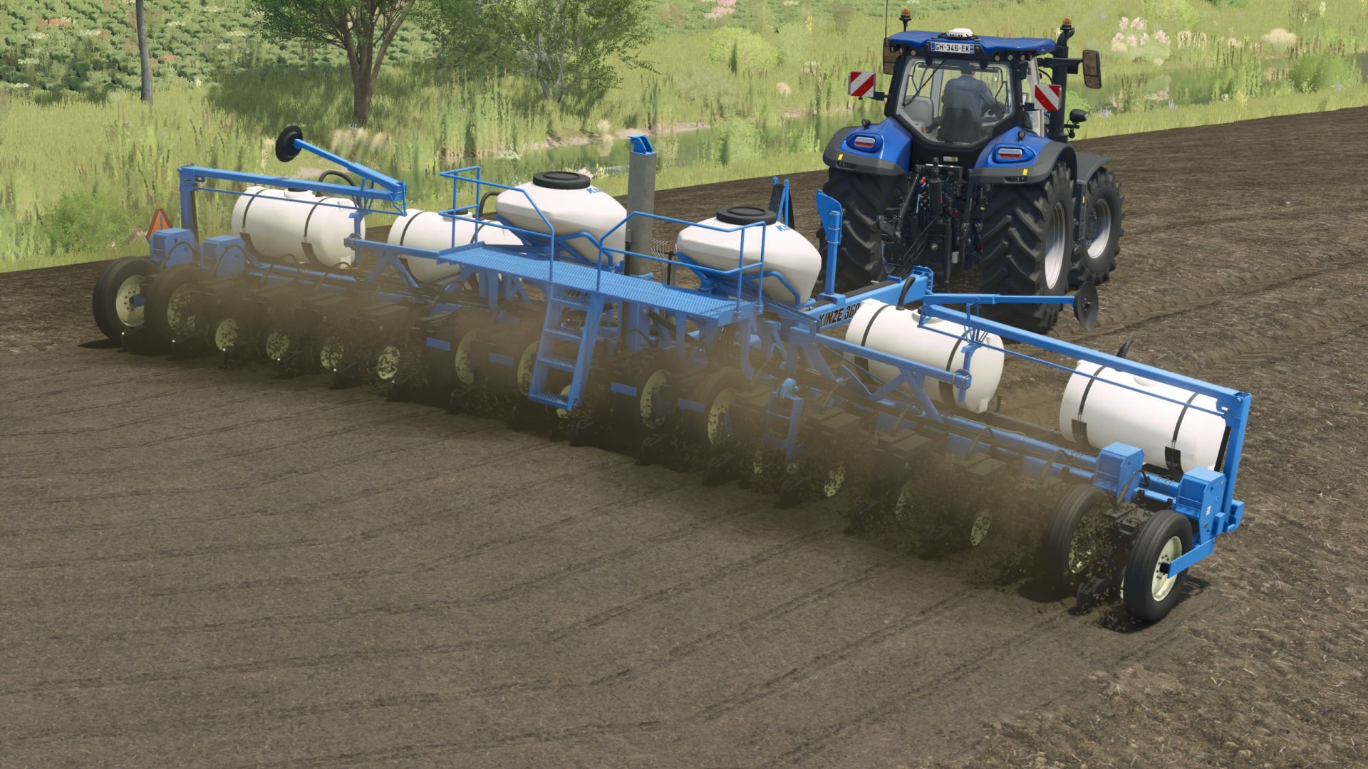 Kinze-1631-V10.jpg